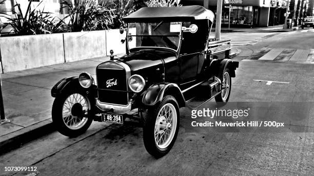 1927 ford model-t - model t ford stock pictures, royalty-free photos & images