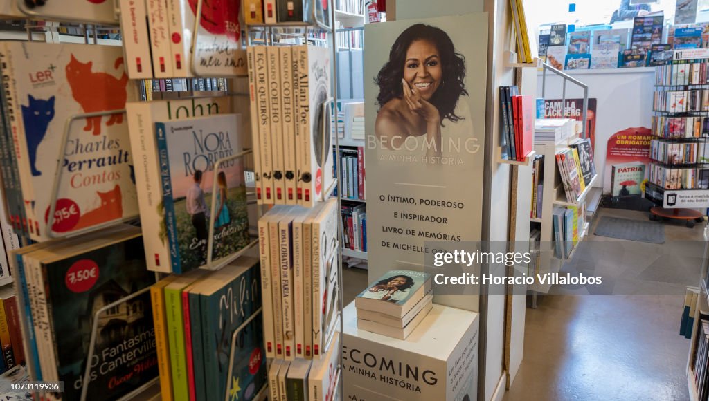 Becoming: Michelle Obama's Memoir Sells Well in Portugal