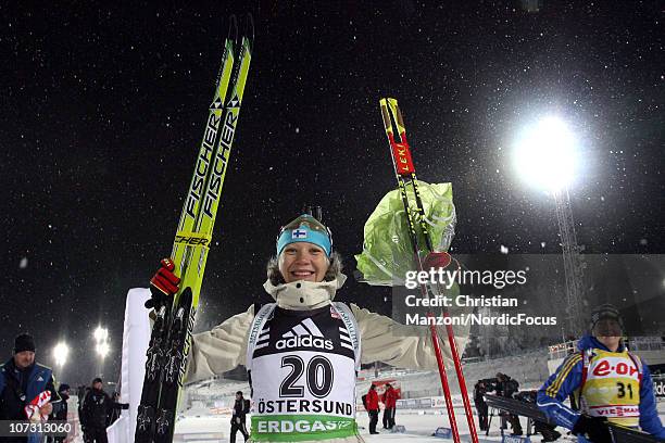 Kaisa Maekaeraeinen of Finland celebrates her victory in the women's sprint during the IBU Biathlon World Cup on December 03, 2010 in Ostersund,...