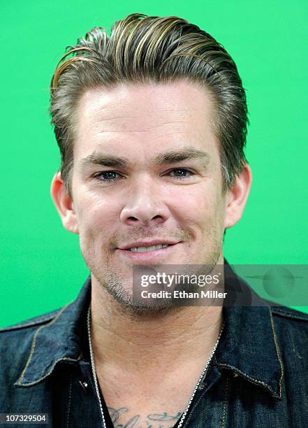 Alex Balagna Rock On With Marathon Bar Featuring Mark Mcgrath Photos and Premium ...