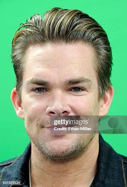 Alex Balagna Rock On With Marathon Bar Featuring Mark Mcgrath Photos and Premium ...