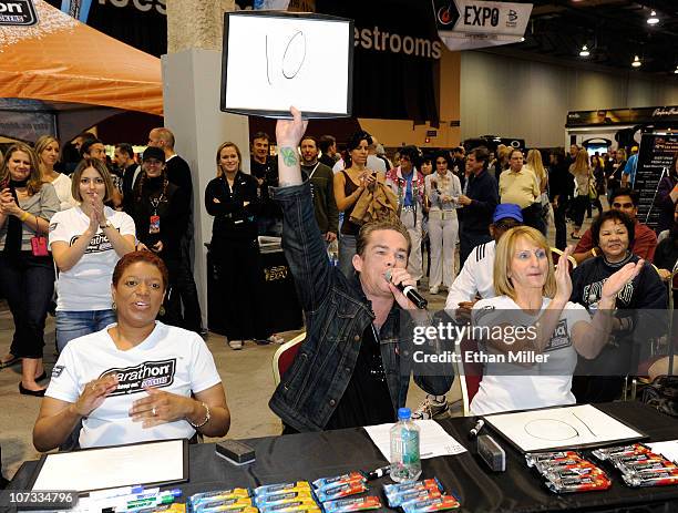 Alex Balagna 97 Rock On With Marathon Bar Featuring Mark Mcgrath Stock Photos, High ...