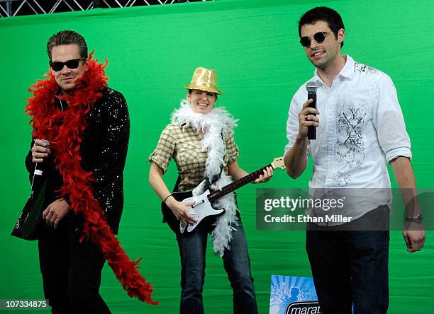 Alex Balagna 97 Rock On With Marathon Bar Featuring Mark Mcgrath Stock Photos, High ...