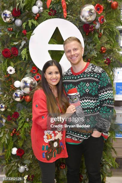 Catherine Lowe and Sean Lowe pose as Sean and Catherine Lowe, Becca Kufrin and Garrett Yrigoyen celebrate Sleep Number with a Night 'Under the...