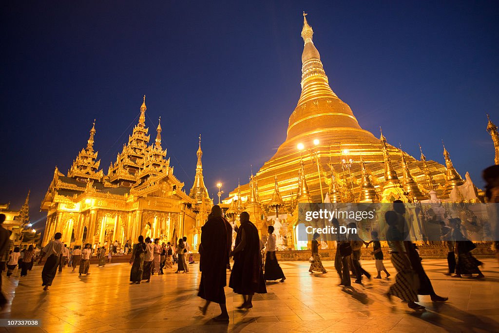 Daily Life In Yangon