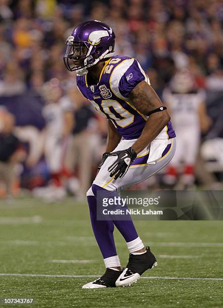 Madieu Williams of the Minnesota Vikings against the Buffalo Bills at the Mall of America Field at the Hubert H. Humphrey Metrodome on December 5,...