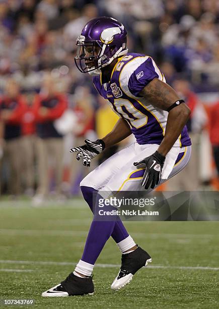 Madieu Williams of the Minnesota Vikings against the Buffalo Bills at the Mall of America Field at the Hubert H. Humphrey Metrodome on December 5,...