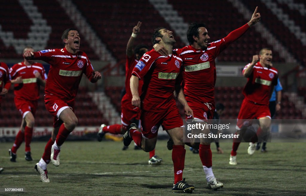 Swindon Town v Crawley Town - FA Cup 2nd Round Replay