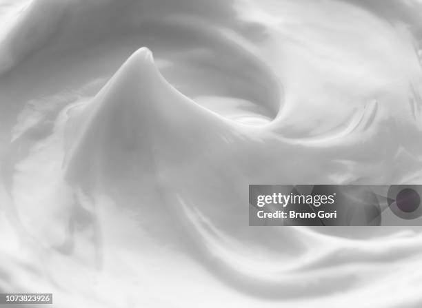 white face cream - 乳液 ストックフォトと画像