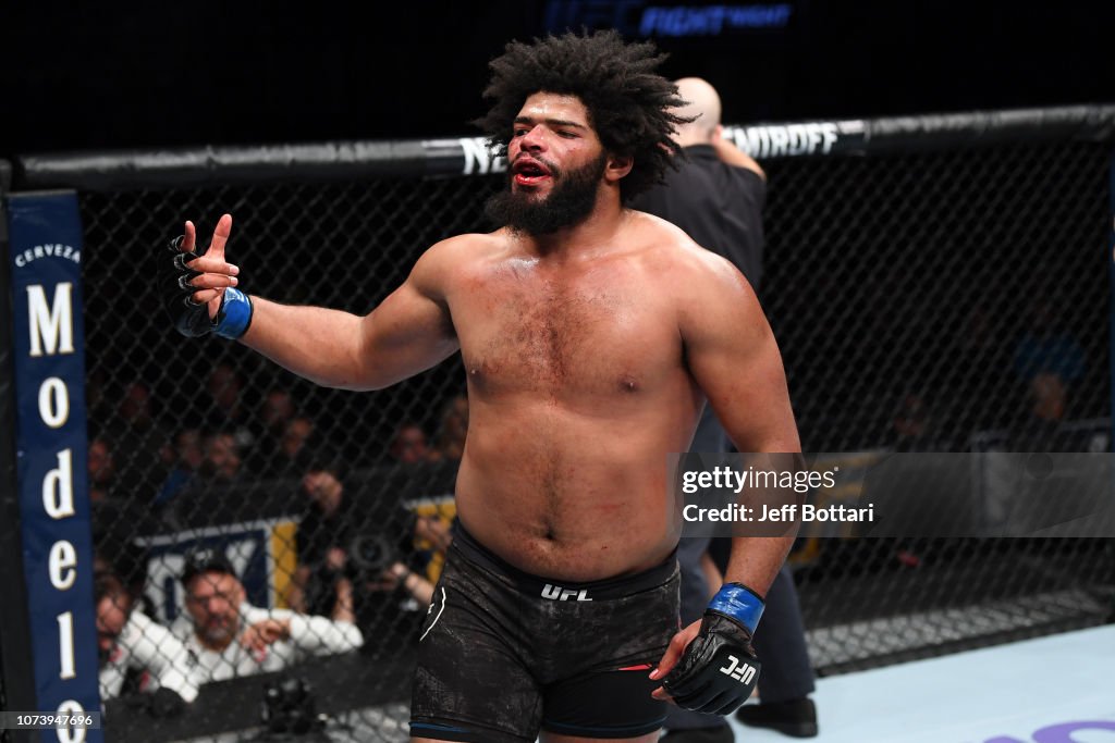 UFC Fight Night: De La Rocha v Adams