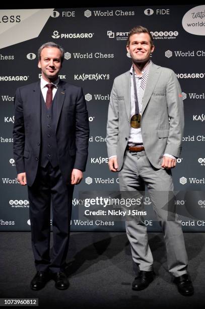 Chess master and winner, Magnus Carlsen and FIDE President, Arkady Dvorkovich at the award ceremony of the World Chess Championship 2018 on November...