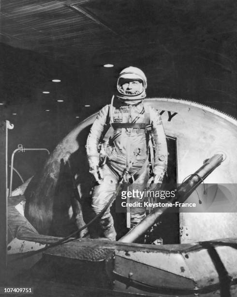 After A Practice In The Setting Of The Program Spatial" Mercury", In The Medical Laboratory Of Aviation Acceleration The American Astronaut Donald...
