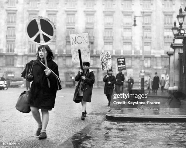 At Marble Arch, Members Of The Youth Campaign For Nuclear Disarmament Protest Against French Tests In Sahara On December 19Th 1959.