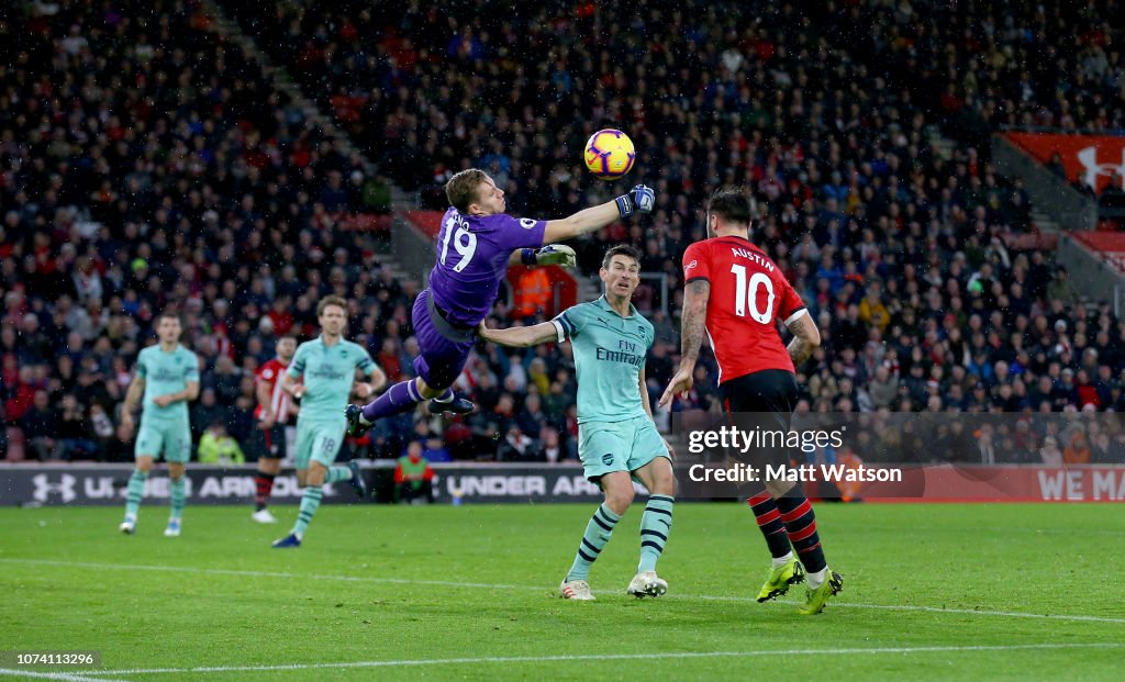 Southampton FC v Arsenal FC - Premier League