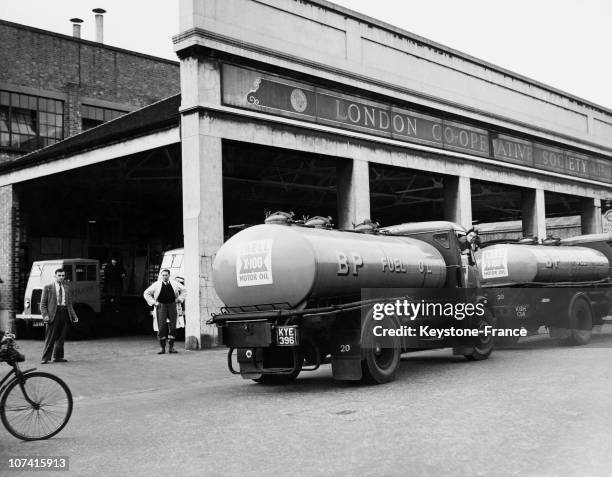 Tank Driver Photos and Premium High Res Pictures - Getty Images