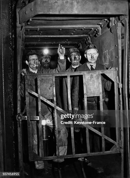 Minhers 176 Coal Miners 1900 Stock Photos, High-Res Pictures, and Images ...