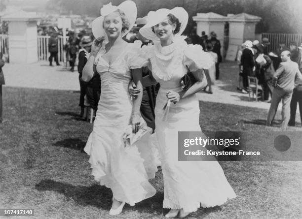 Elegance At Chantilly Racecourse On 1939