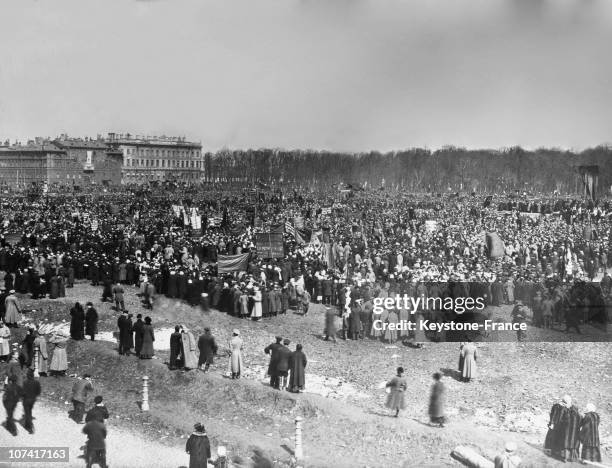 First Red Manifestation In Russian Revolution In Petrograd-Russia On 1917