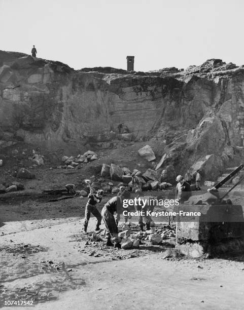 Prison Rocks Rock Quarry Prison Photos and Premium High Res Pictures - Getty Images