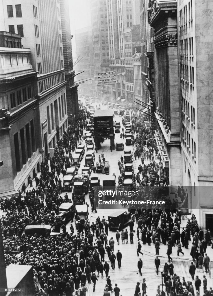 Mass At Wall Street Area, Krach, Crisis And Recession At New York In Usa On 1929