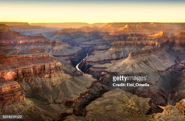 zonsondergang in grand canyon national park vanaf pima punt - grand canyon national park stockfoto's en -beelden