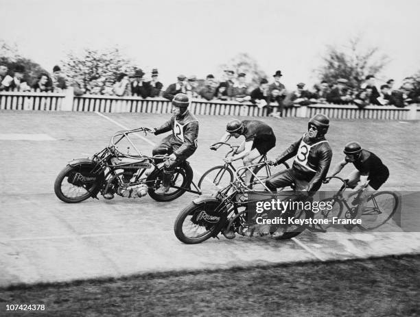 The Post Olympic Racing In The Olympic Palace At Herne Hill On April 30Th 1932