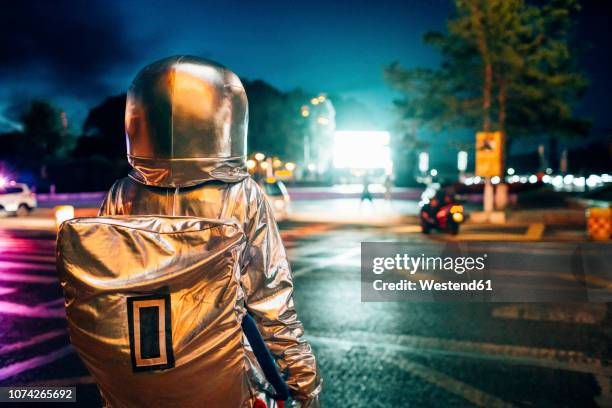 Astronaut Back View Photos and Premium High Res Pictures - Getty Images