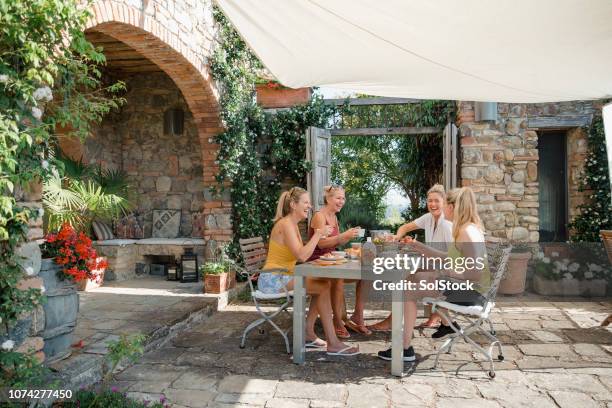 breakfast in the villa - tuscan villa stock pictures, royalty-free photos & images