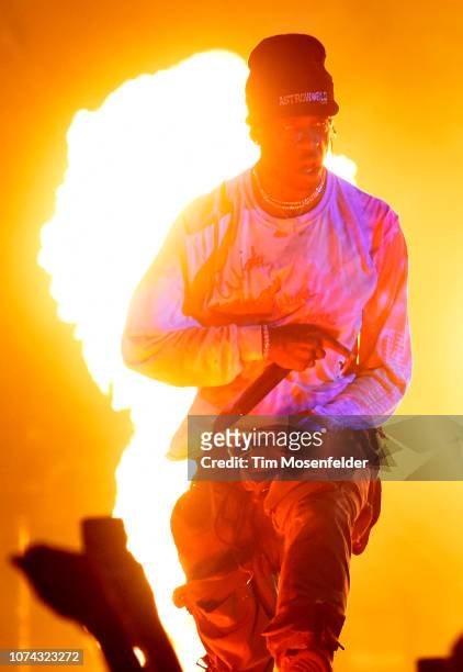 Travis Scott performs during his "Astroworld" tour at ORACLE Arena on December 16, 2018 in Oakland, California.