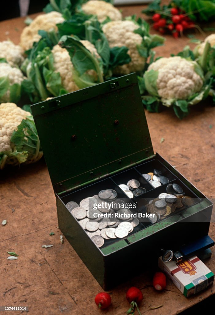 German Deutschmarks Tin