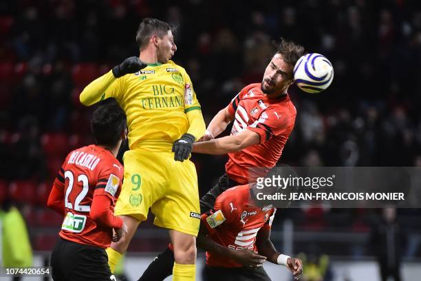 Nantes' Argentinian forward Emiliano Sala vies with Rennes' French defender Damien Da Silva during the French League Cup round of 16 football match...