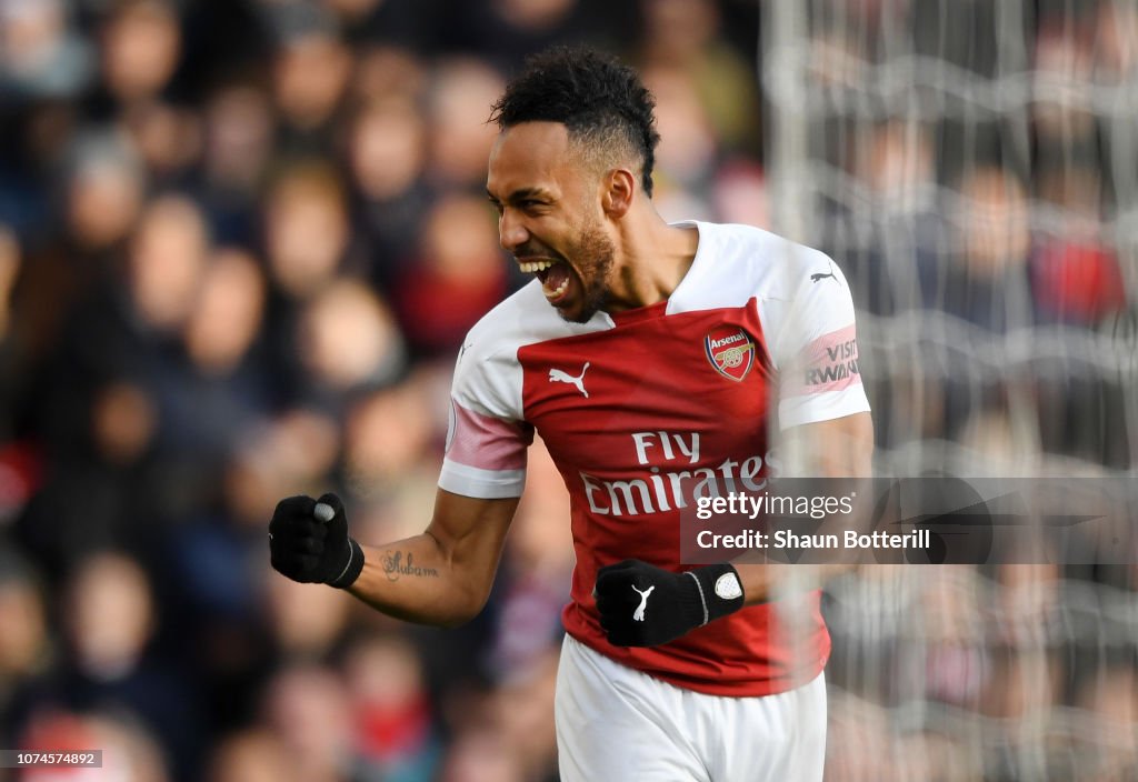 Arsenal FC v Burnley FC - Premier League