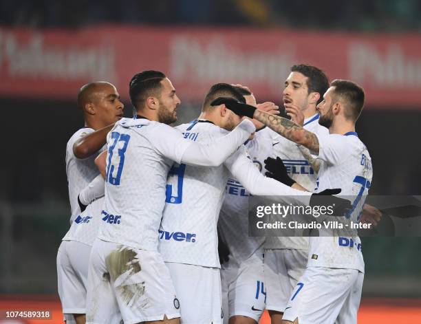 Ivan Perisic of FC Internazionale celebrates with teammates after scoring the opening goal during the Serie A match between Chievo Verona and FC...