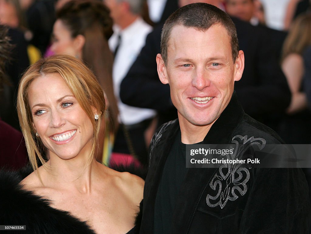 33rd Annual American Music Awards - Arrivals