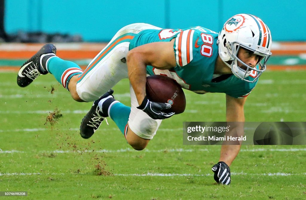 Dolphins lose final home game to Jaguars, eliminated from playoff contention
