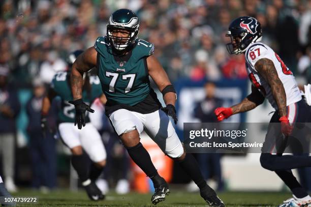 Philadelphia Eagles Defensive End Michael Bennett rushes the pocket during the game between the Houston Texans and the Philadelphia Eagles on...