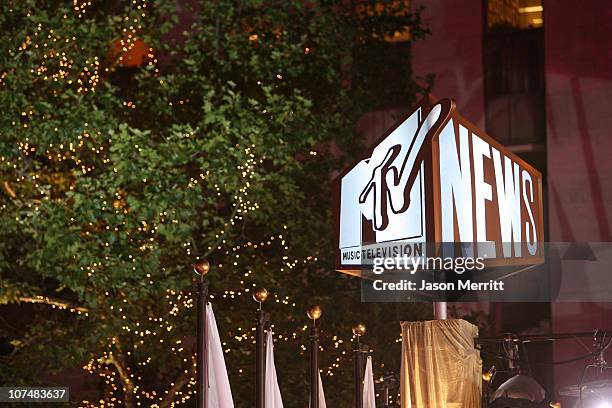 Atmosphere during 2006 MTV Video Music Awards - MTV News Red Carpet at Radio City Music Hall in New York City, New York, United States.