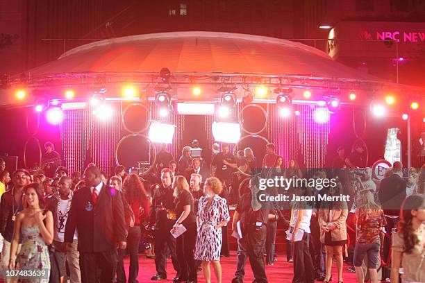 Atmosphere during 2006 MTV Video Music Awards - MTV News Red Carpet at Radio City Music Hall in New York City, New York, United States.