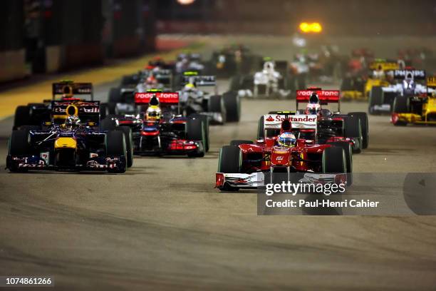 Fernando Alonso, Sebastian Vettel, Ferrari F10, Red Bull-Renault RB6, Grand Prix of Singapore, Marina Bay Street Circuit, 26 September 2010. Race...