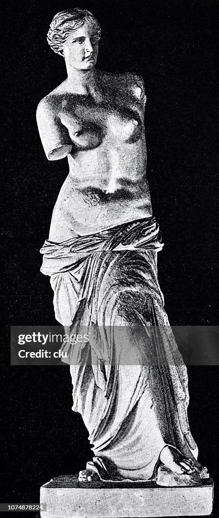 Classical greek, statue of aphrodite: Venus de Milo