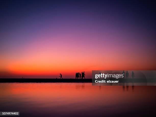 dusk in jericoacoara - jericoacoara stockfoto's en -beelden