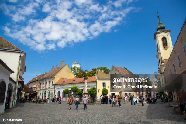 main square in szentendre - hungary stock pictures, royalty-free photos & images