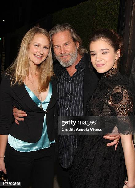 Haley Roselouise Bridges, Jeff Bridges and Hailee Steinfeld arrive at the screening of Paramount Pictures' 'True Grit' at the Academy of Motion...