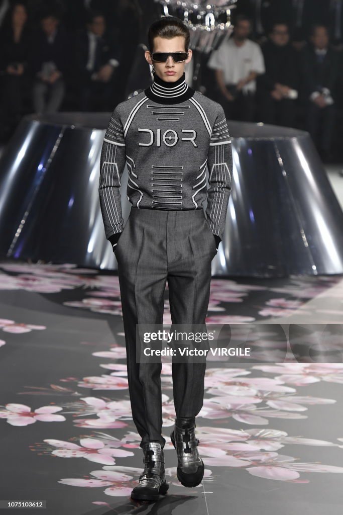 Dior Pre-Fall 2019 Men's Collection - Runway