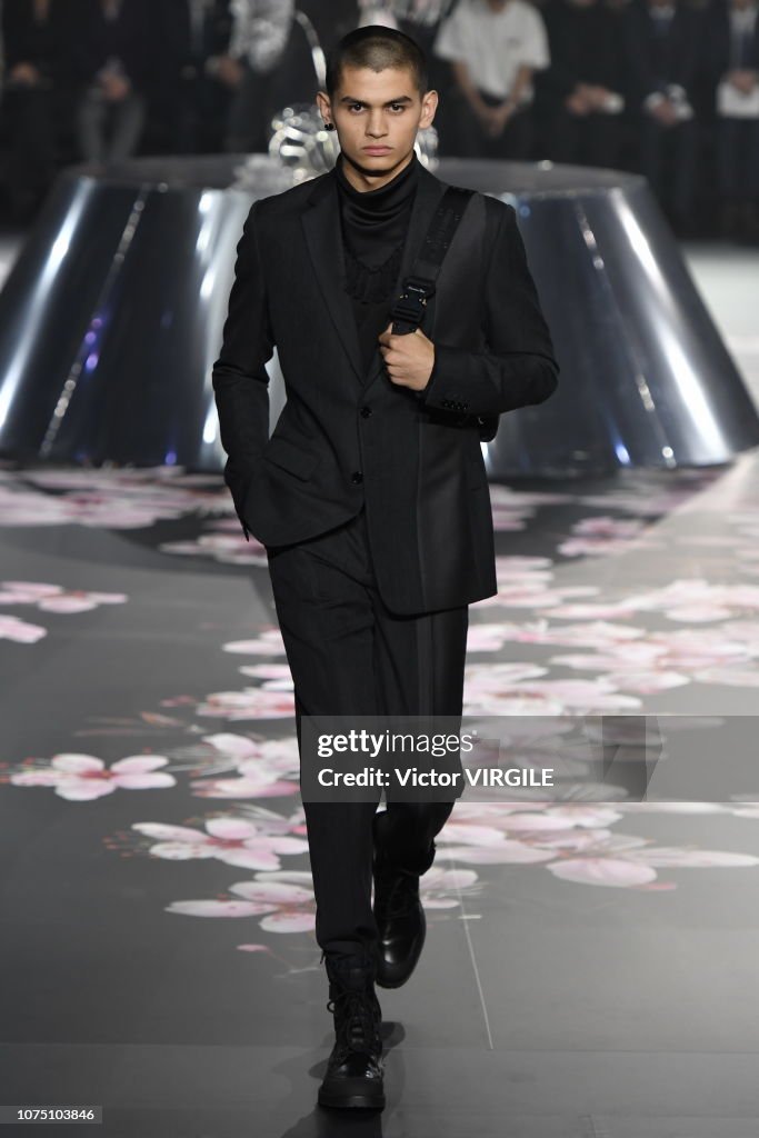 Dior Pre-Fall 2019 Men's Collection - Runway