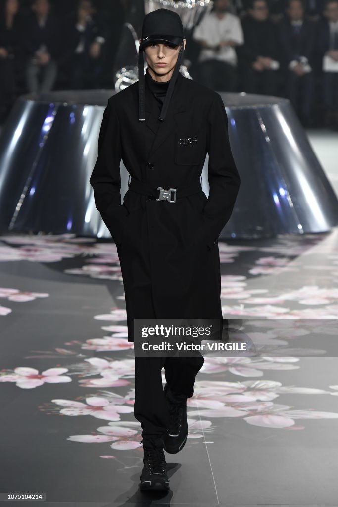 Dior Pre-Fall 2019 Men's Collection - Runway