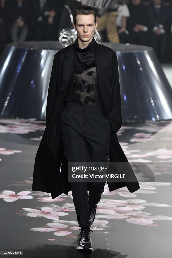 Dior Pre-Fall 2019 Men's Collection - Runway