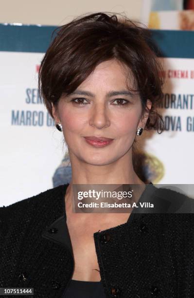 Actress Laura Morante attends "La Bellezza Del Somaro" photocall at the Bernini Bristol Hotel on December 10, 2010 in Rome, Italy.