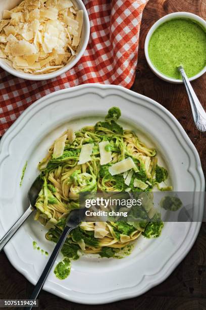pesto pasta - pesto sauce stock pictures, royalty-free photos & images