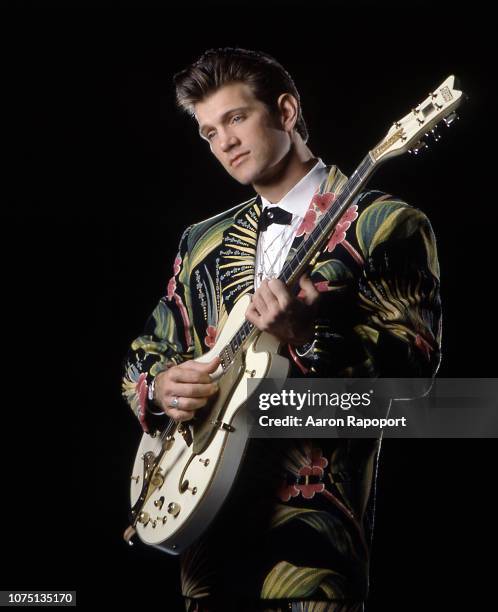 Musician Chris Isaac poses for portraits in September 1986 in Los Angeles, California.